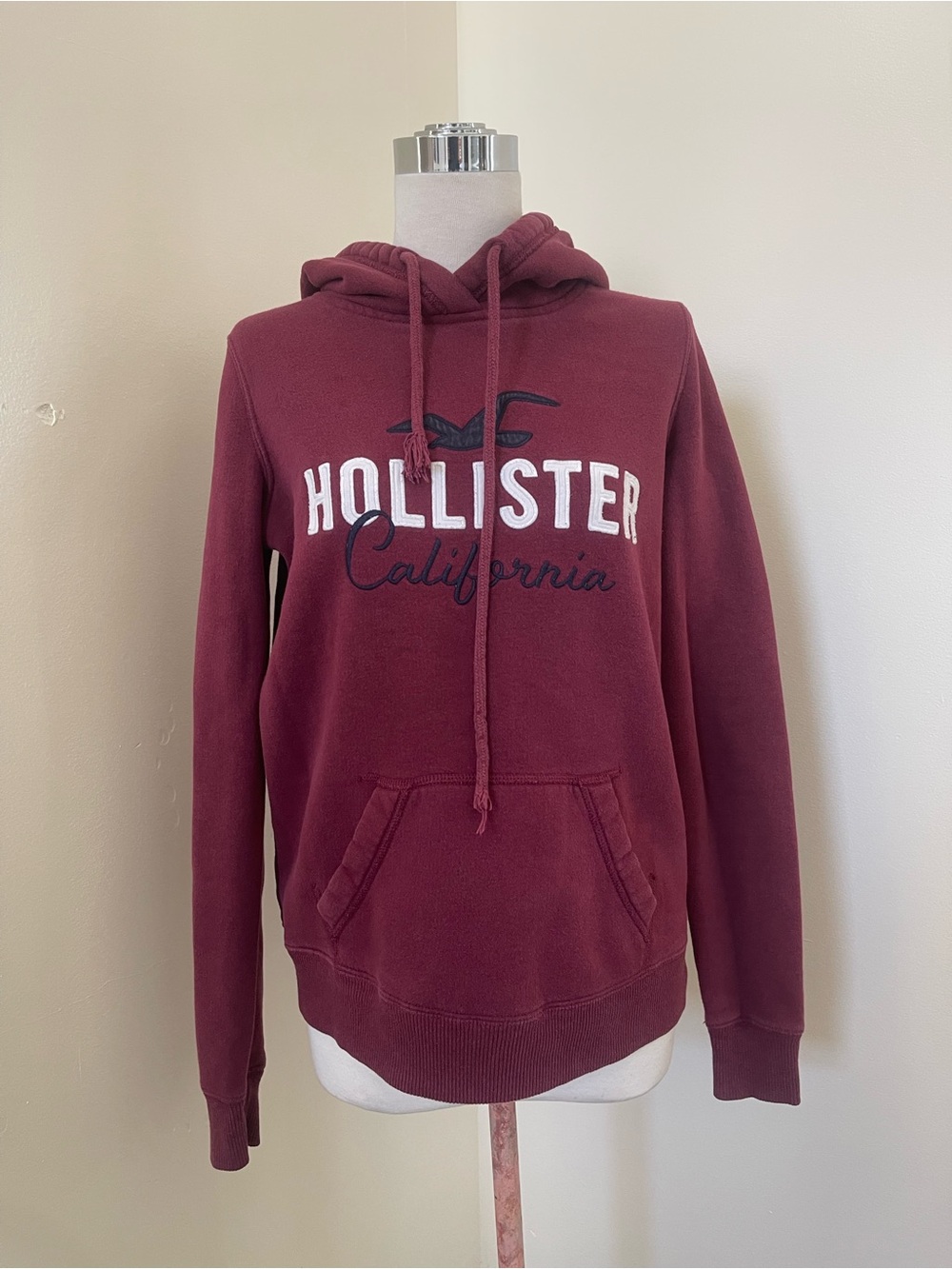 Hollister unisex Burgundy Crewneck embroidered Hoodie with California Logo